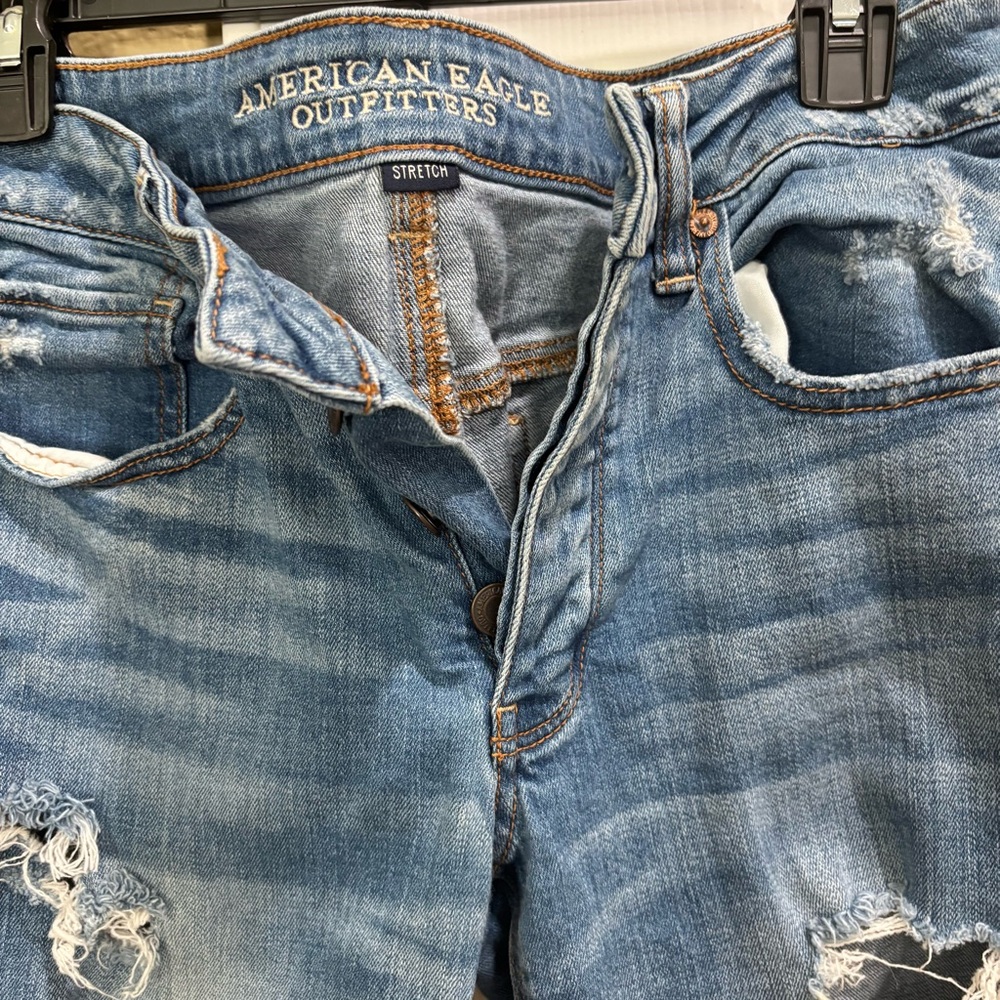 American Eagle Outfitters Ripped Blue Boyfriend Jeans - Picture 4 of 8